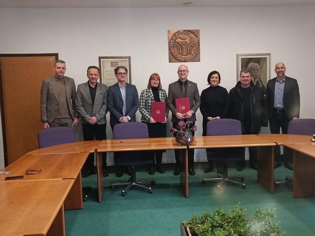 Univerzitet u Tuzli - Rektorica Hadžigrahić potpisala Sporazum sa Grupacijom poslodavaca TK