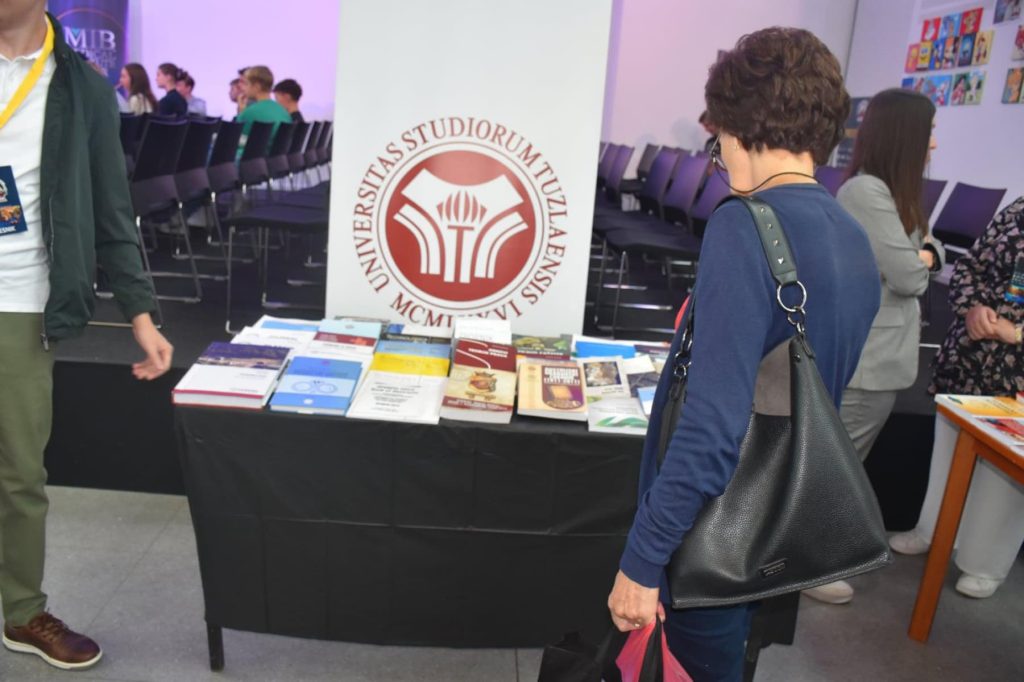 Univerzitet u Tuzli na Sajmu knjige 2025