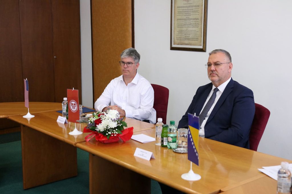 Posjeta delegacije Ambasade Sjedinjenih Američkih Država Univerzitetu u Tuzli