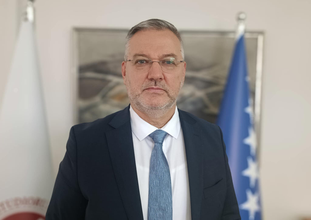 Rektor Univerziteta u Tuzli - dr. sc. Amir Karić, redovni profesor