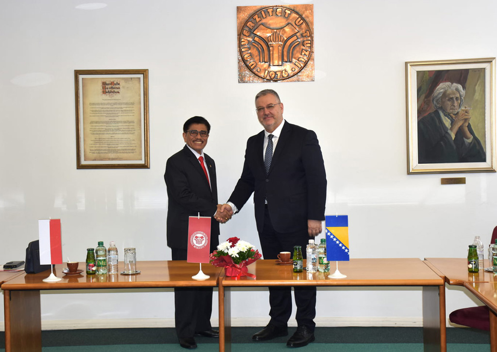 RECTOR OF THE UNIVERSITY OF TUZLA, PROF. DR. AMIR KARIĆ, HOSTED THE AMBASSADOR OF THE REPUBLIC OF INDONESIA