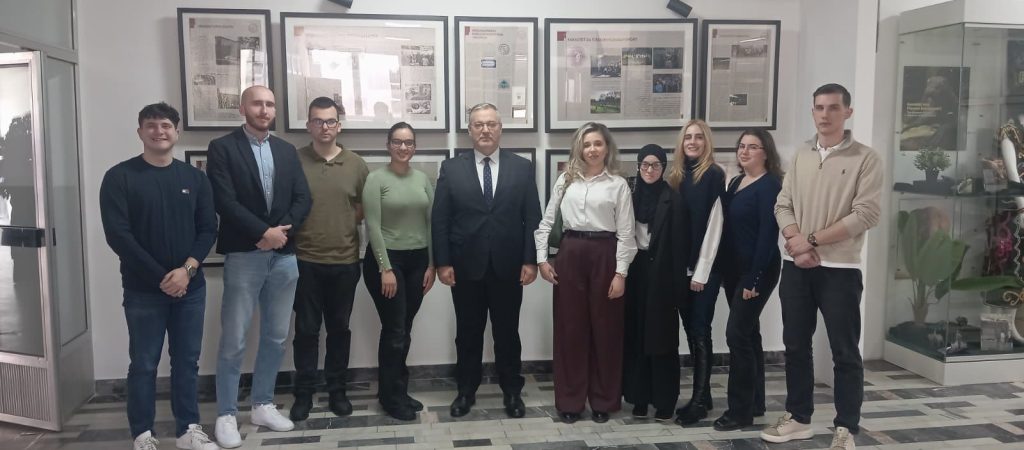 Rektor Univerzitet u Tuzli, prof. dr. Amir Karić, upriličio prijem za predstavnike studentskih vijeća