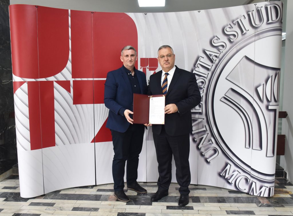 Univerzitet u Tuzli- Rektor Univerziteta u Tuzli, prof. dr. Amir Karić, i direktor ICC Tuzla, Jasmin Hasančević potpisali Sporazum o poslovnoj saradnji