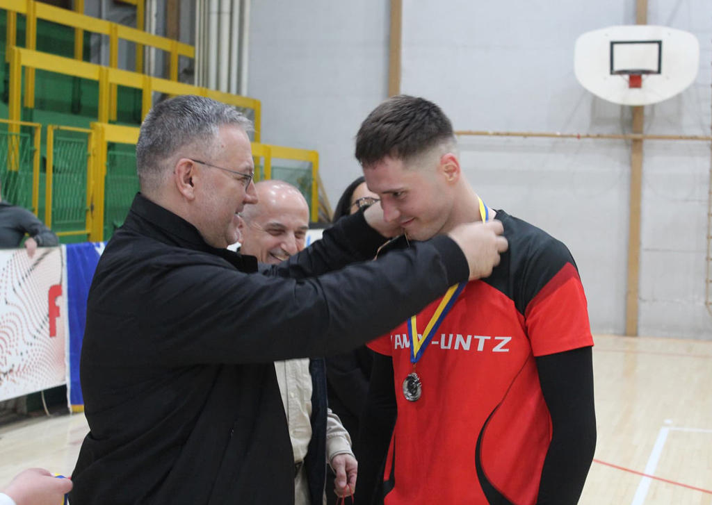 FINALE UNIVERZITETSKE MALONOGOMETNE LIGE – REKTOR URUČIO PRIZNANJA PRVOPLASIRANIM EKIPAMA